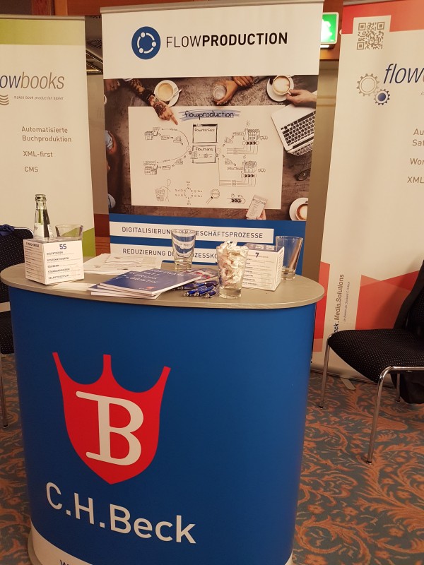 20190703_crossmediaforum_stand.jpg